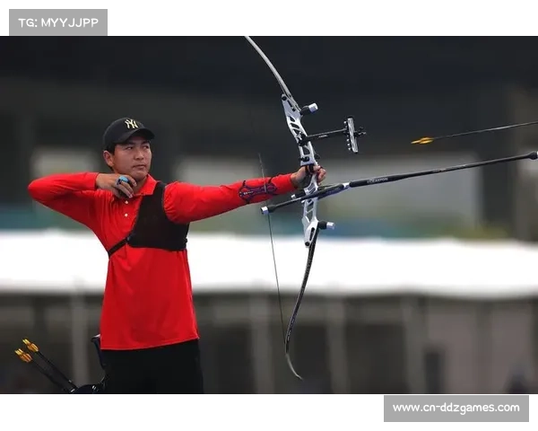 山东射箭联赛青岛站光弓组赵琦斩获排位赛银牌展现实力